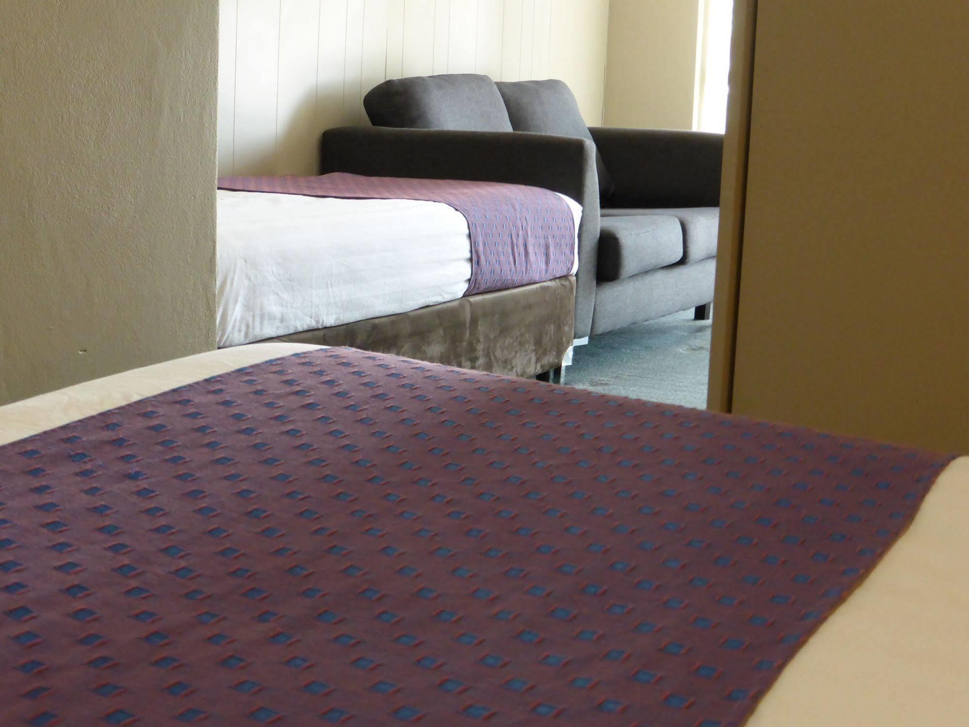 Smerdon Lodge Motel Horsham Luaran gambar