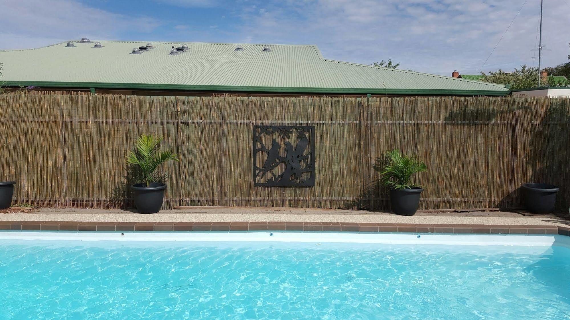 Smerdon Lodge Motel Horsham Luaran gambar